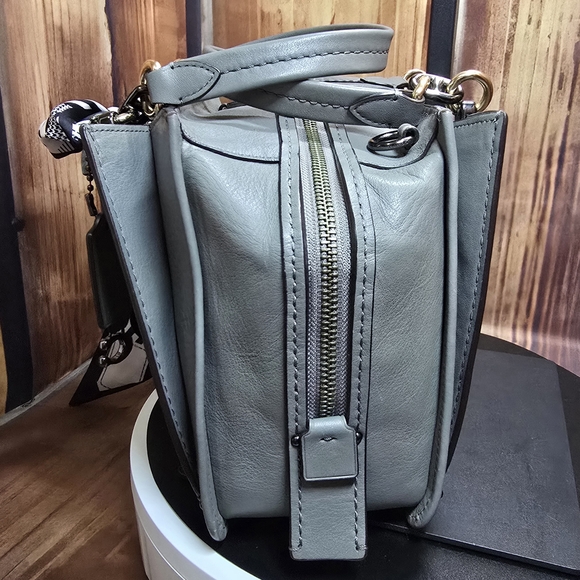 Coach Gray Dreamer Satchel-Top Line-EUC-FULL INCLUSION - Picture 6 of 16